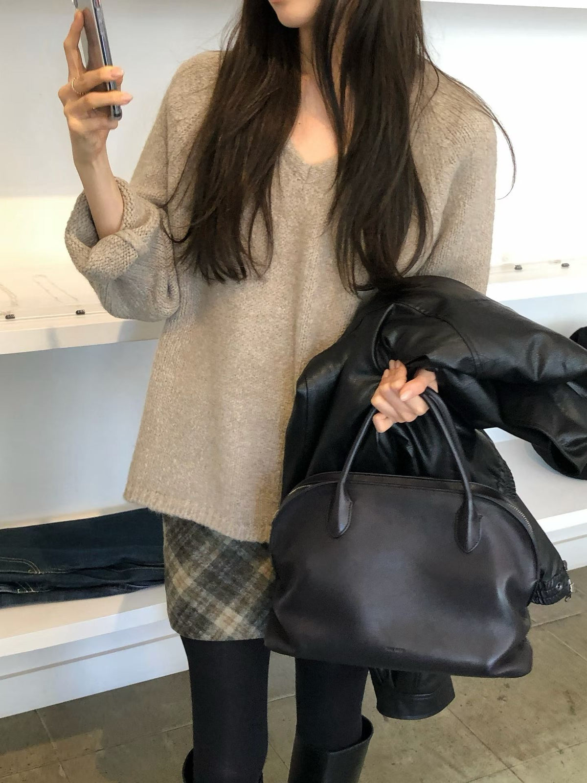 Ounce lore wool v-knit-2col
