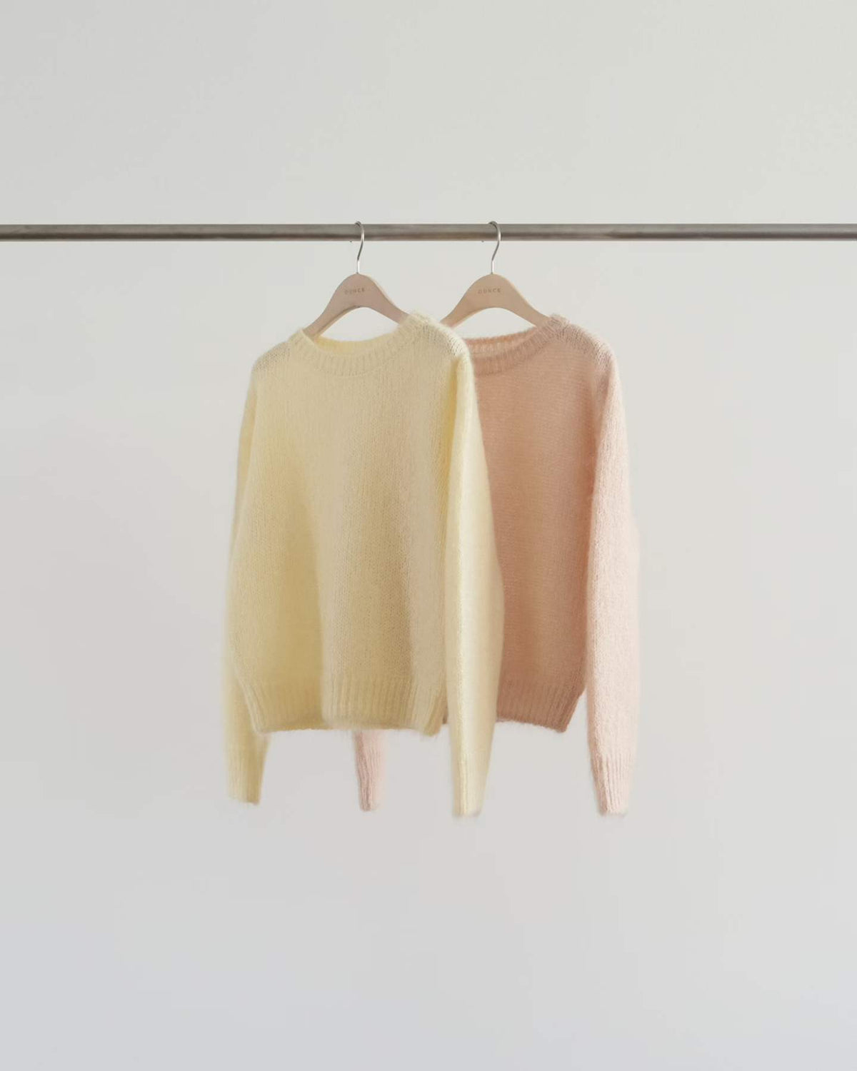 Ounce romance mohair round knit-2col