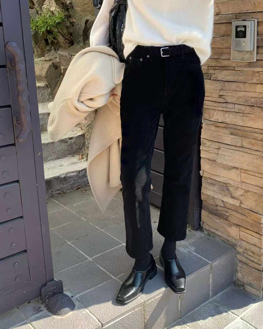 velvet capri pants
