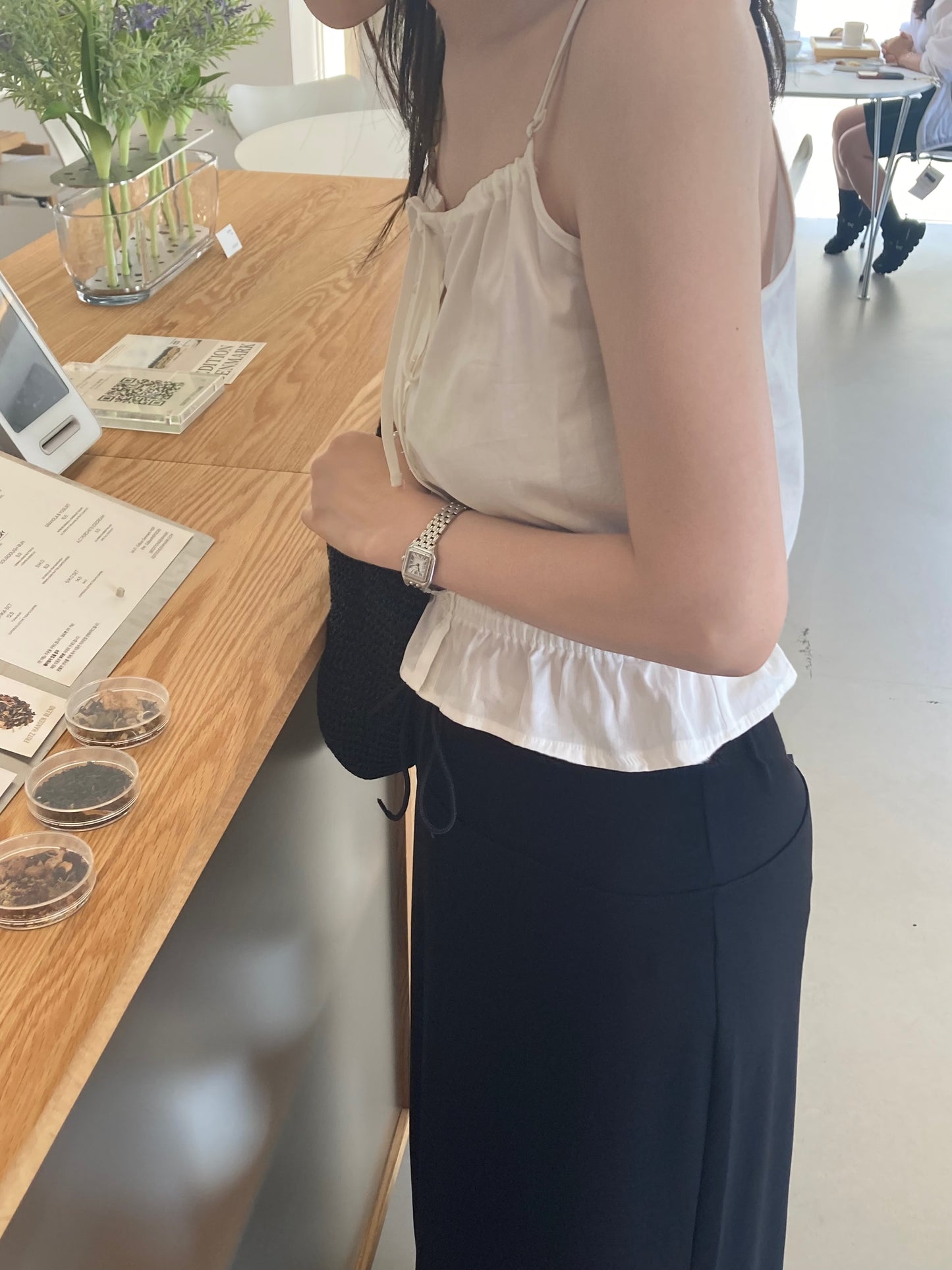 Vine's sleeveless-2col