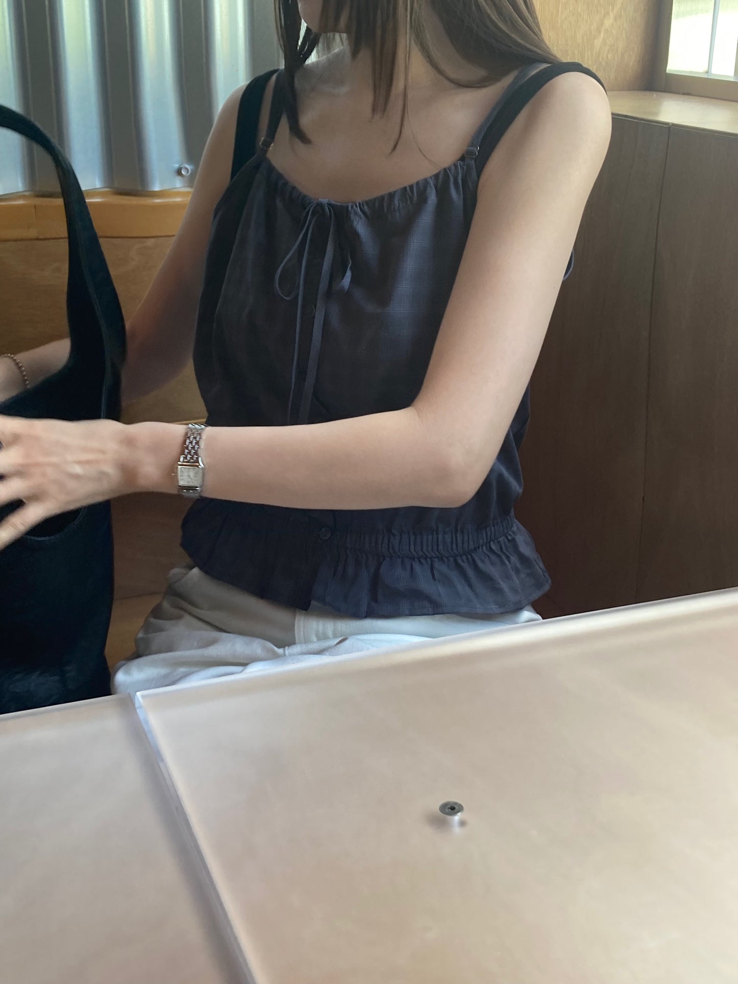 Vine's sleeveless-2col