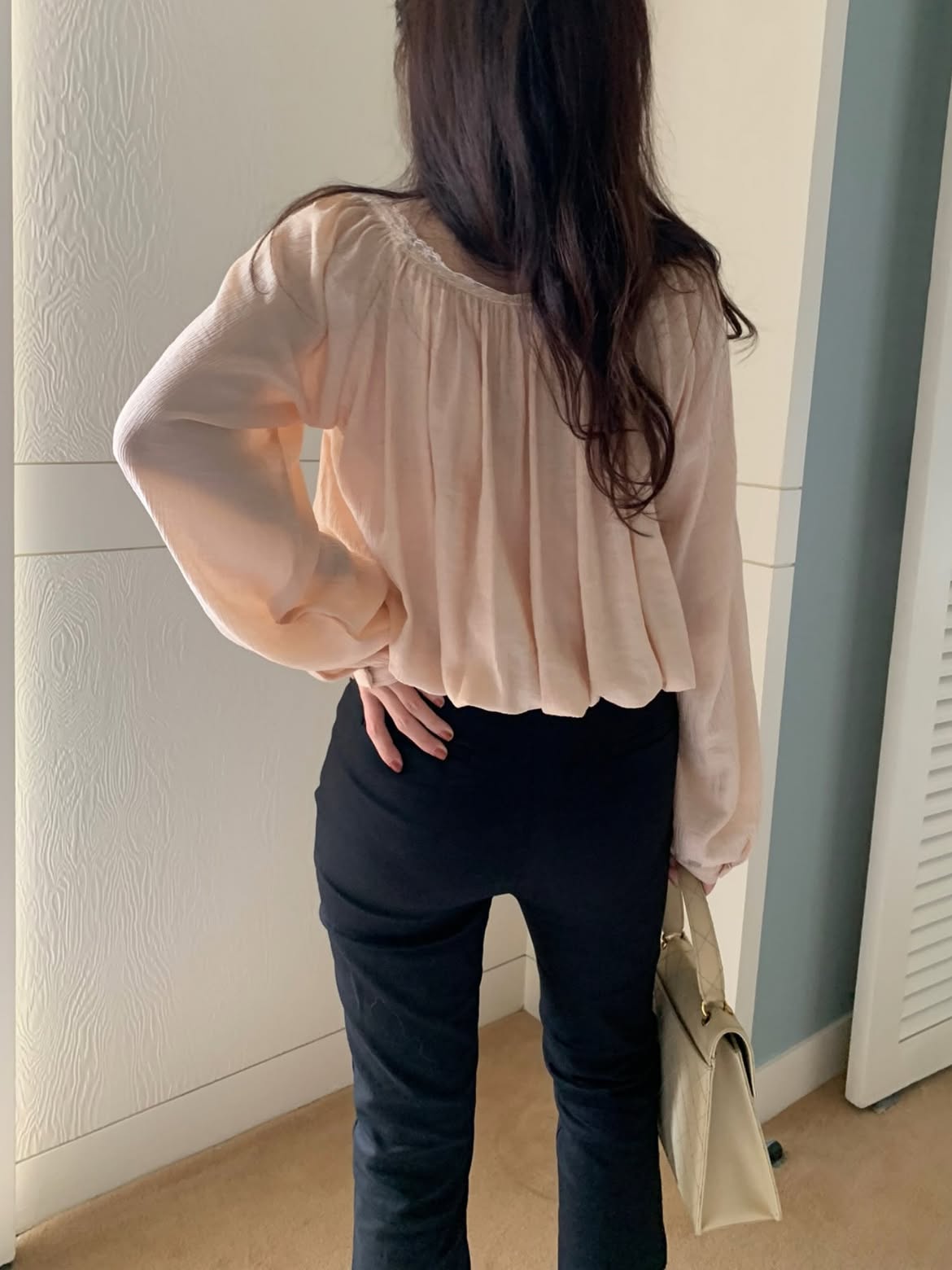 royal shirring lace blouse
