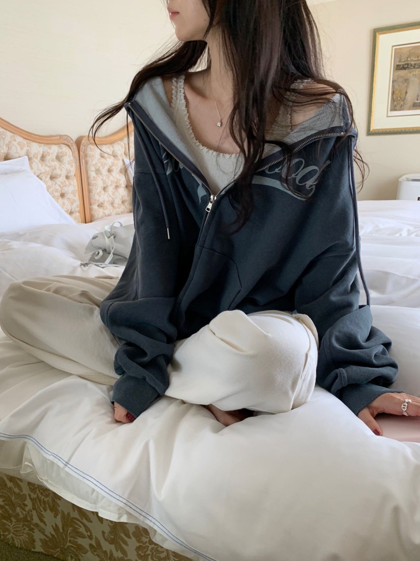 Gale hood zip up-2col