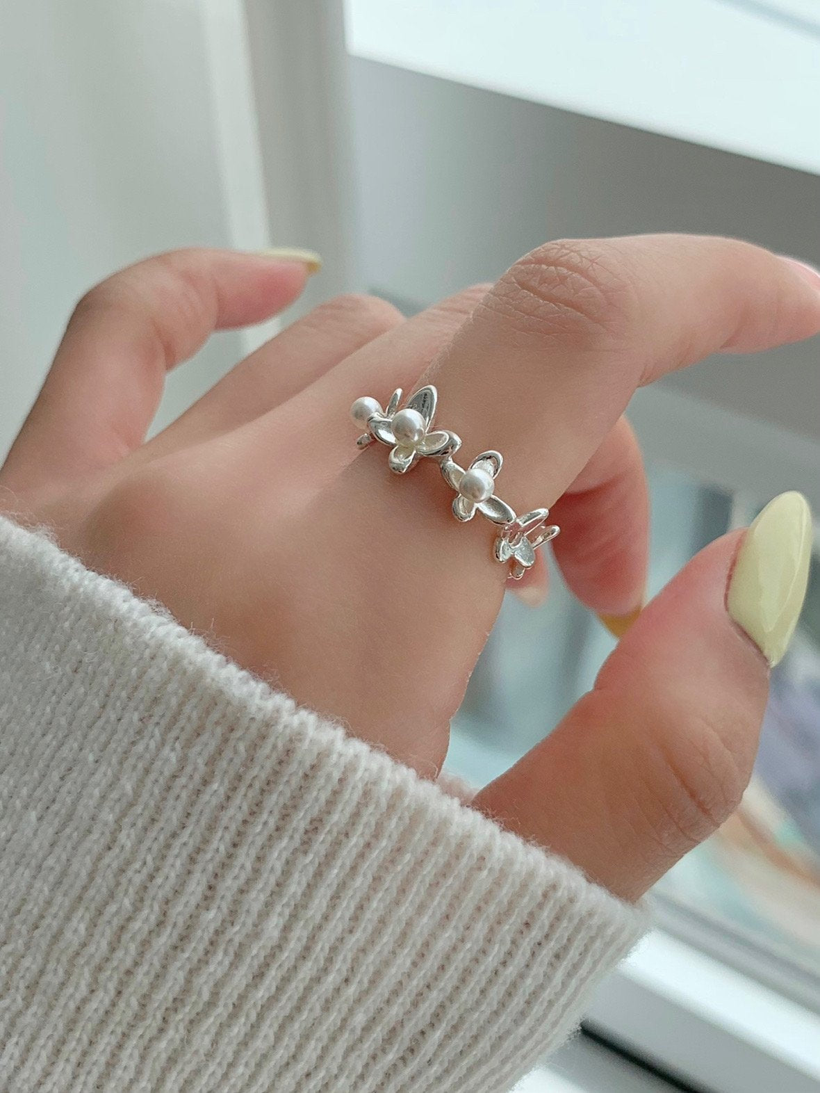 Flower pearl open ring