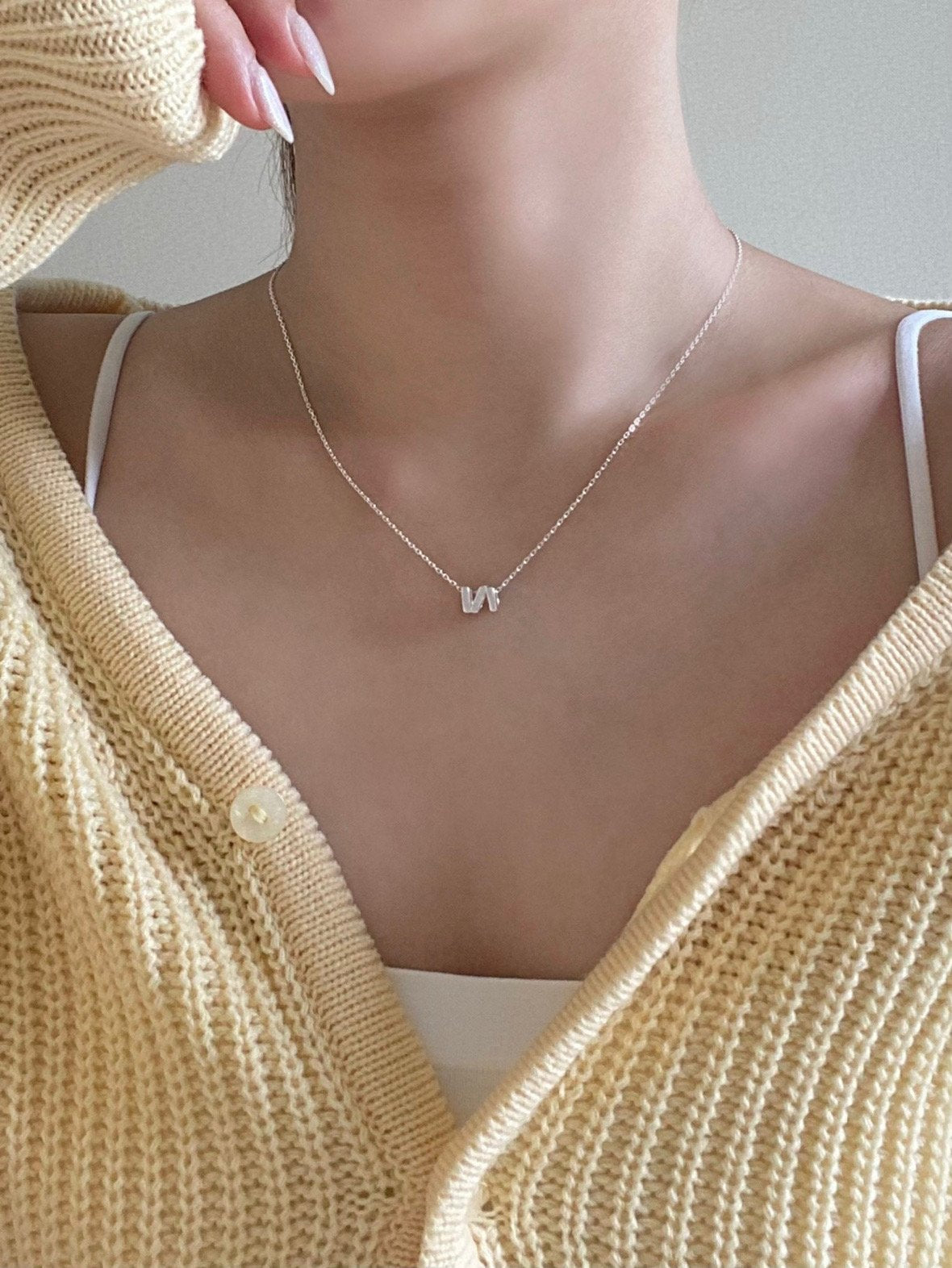 Signal necklace