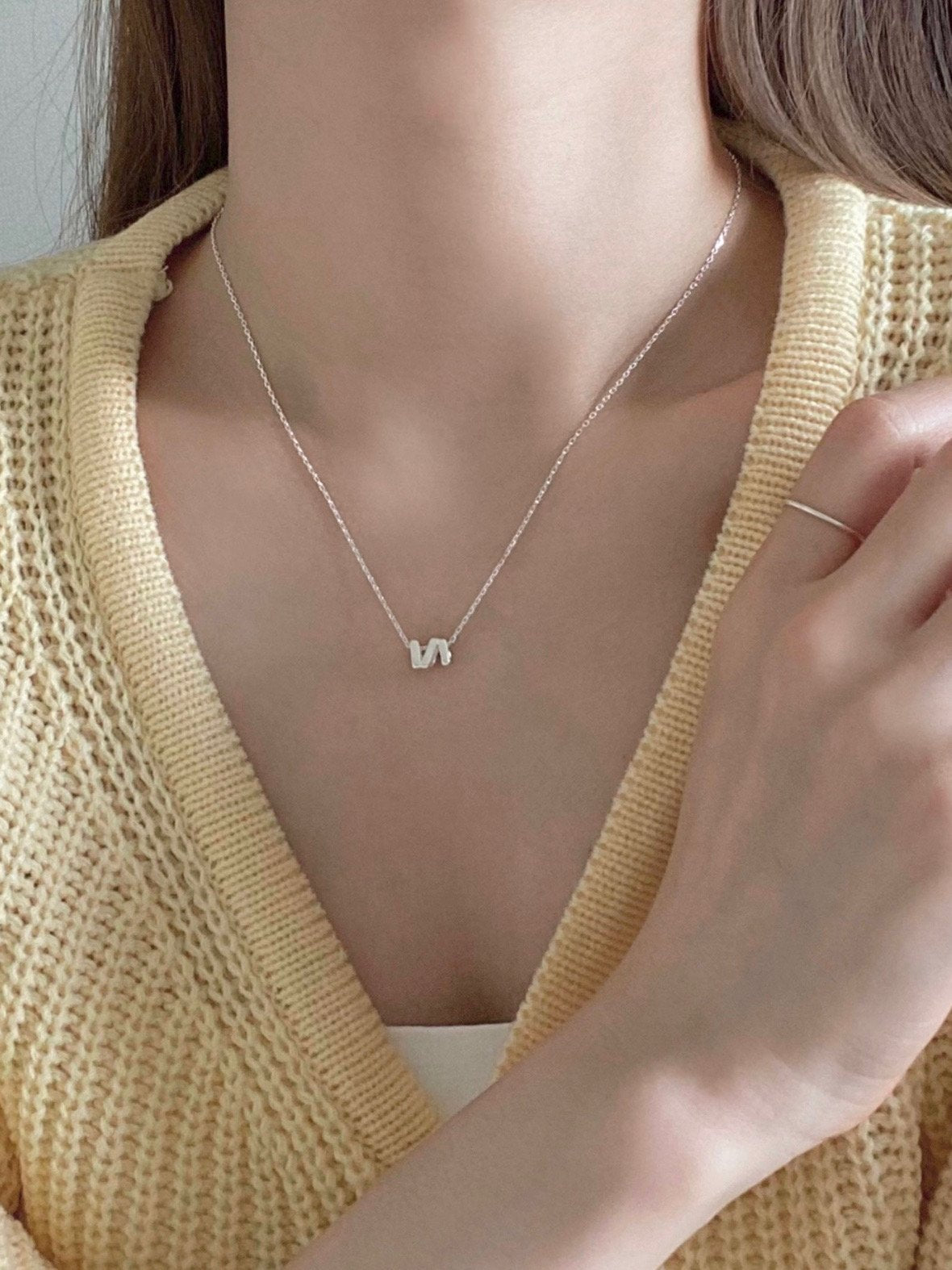 Signal necklace