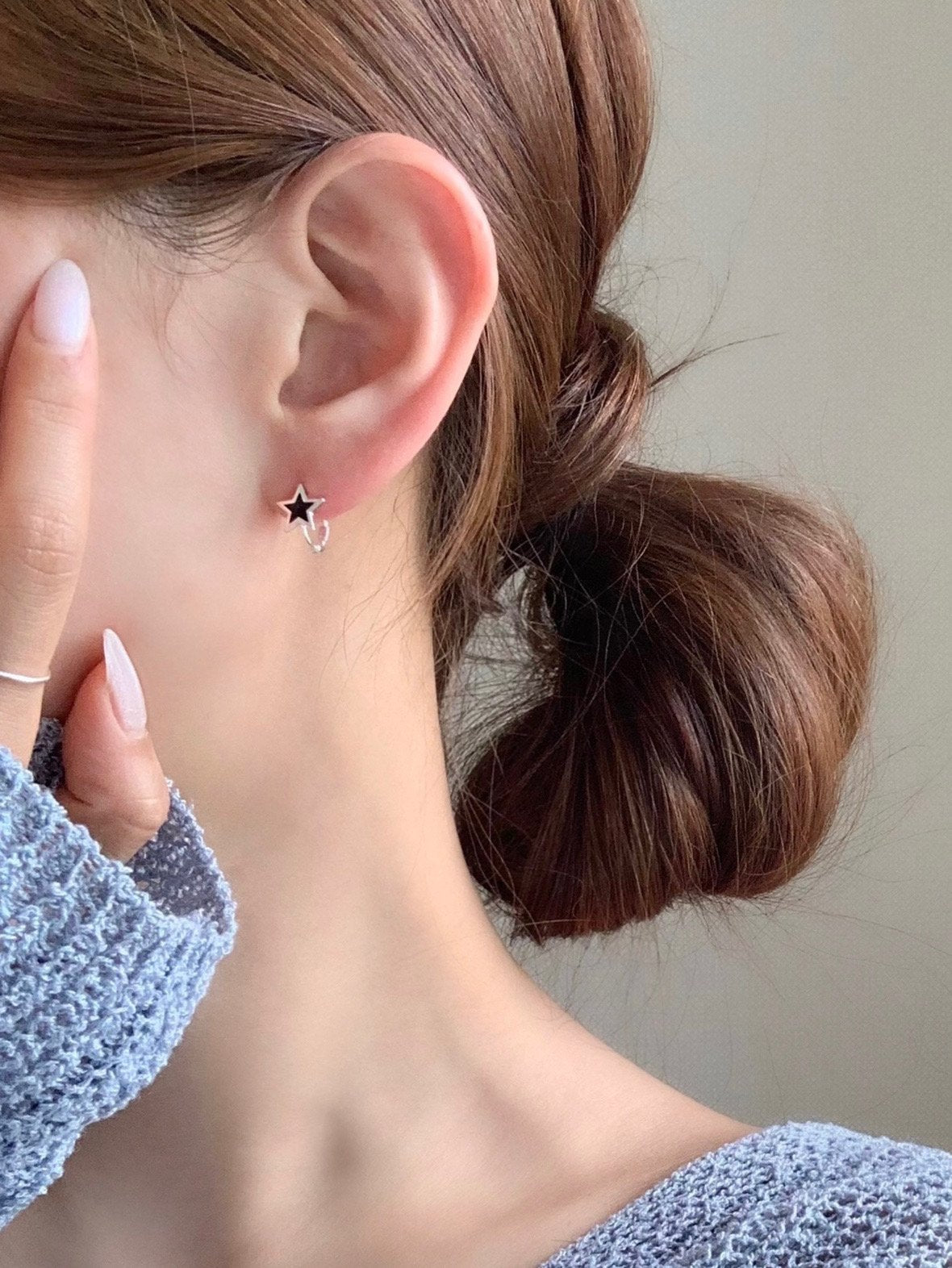 One-touch star earrings