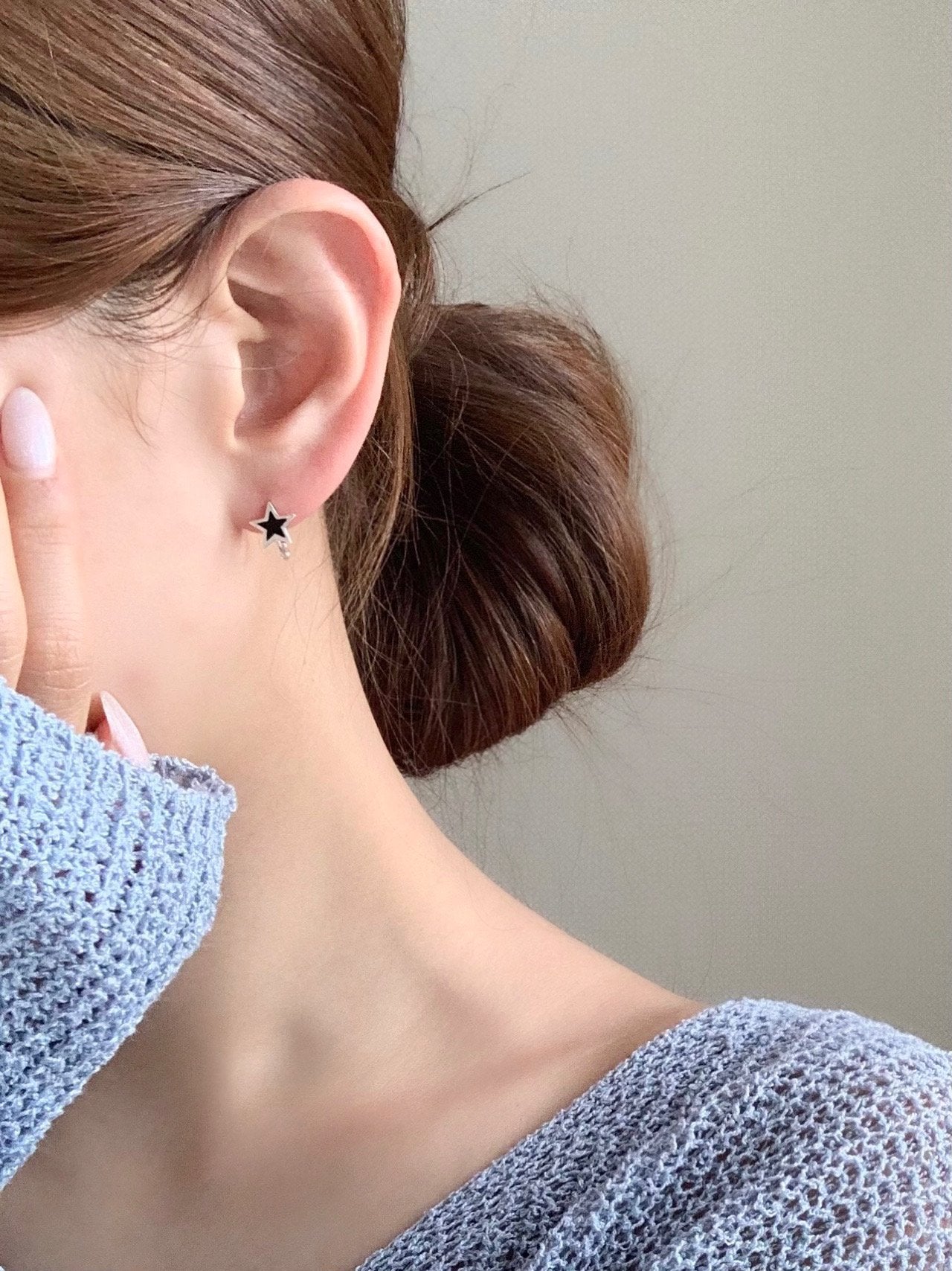 One-touch star earrings