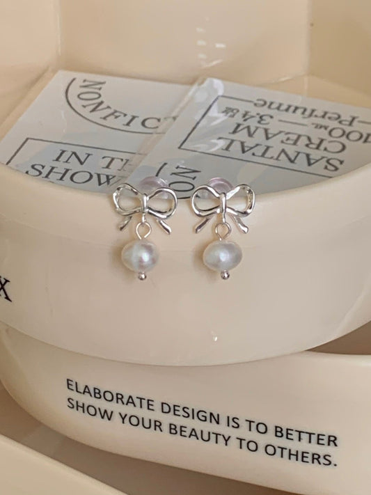 Pearl ribbon earrings