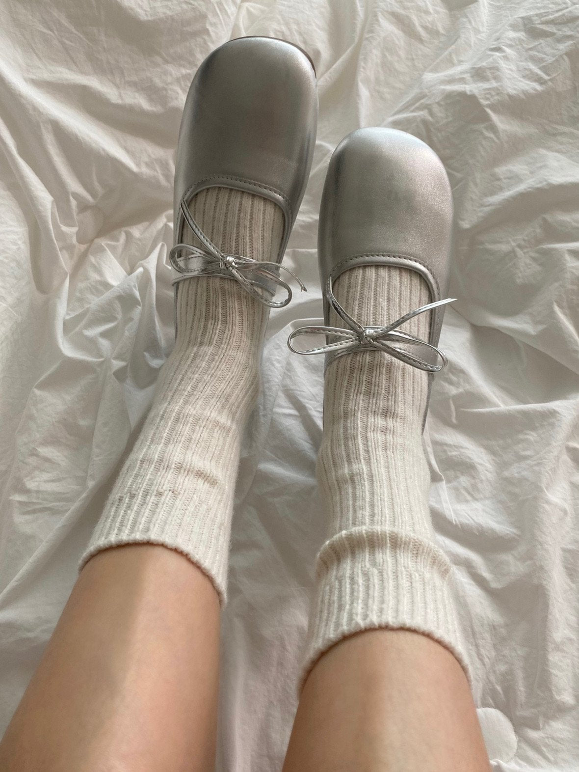 Middle Cashmere Knit Socks