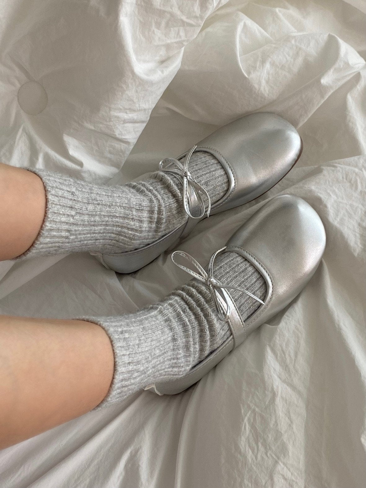 Middle Cashmere Knit Socks