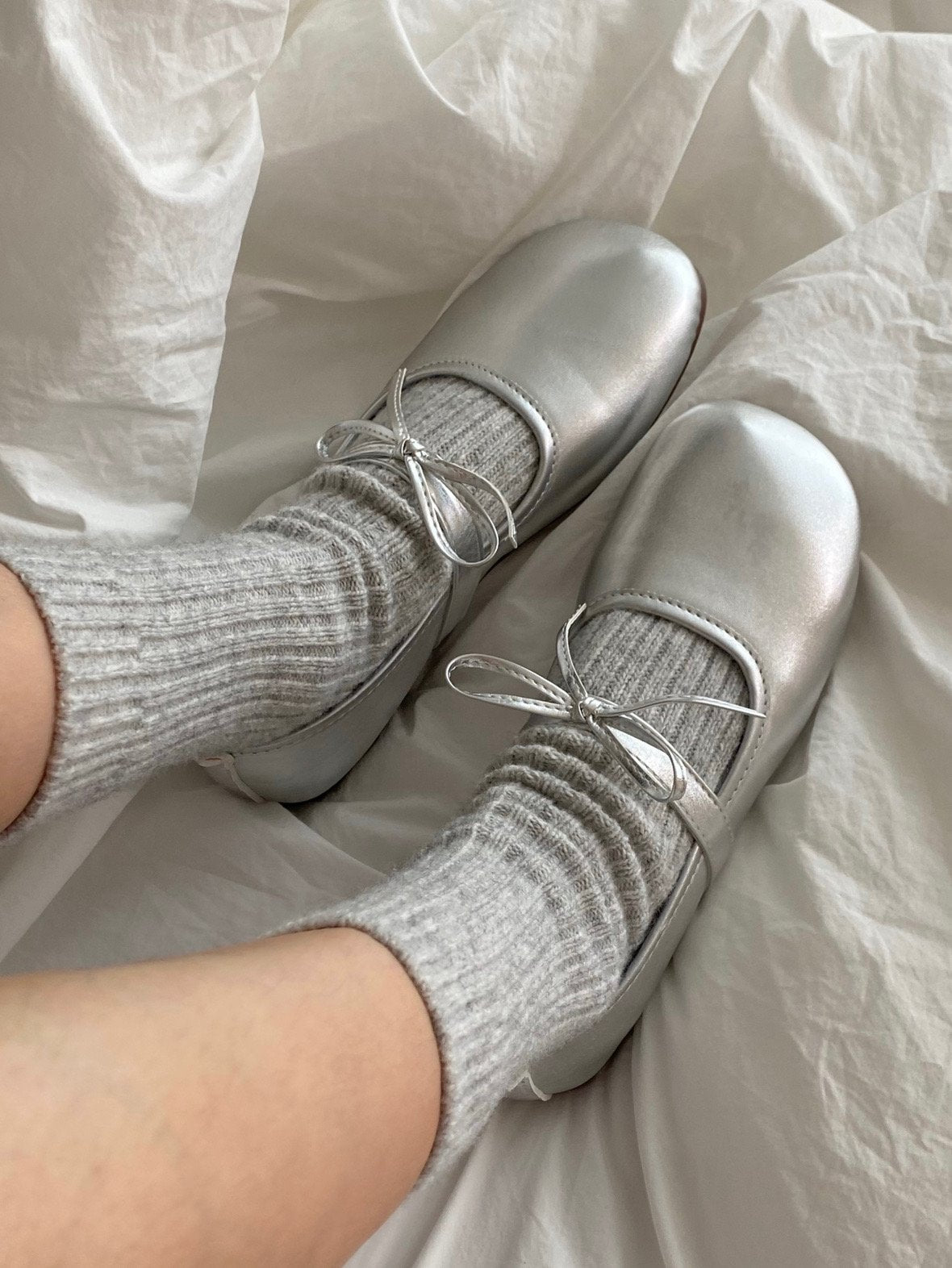 Middle Cashmere Knit Socks