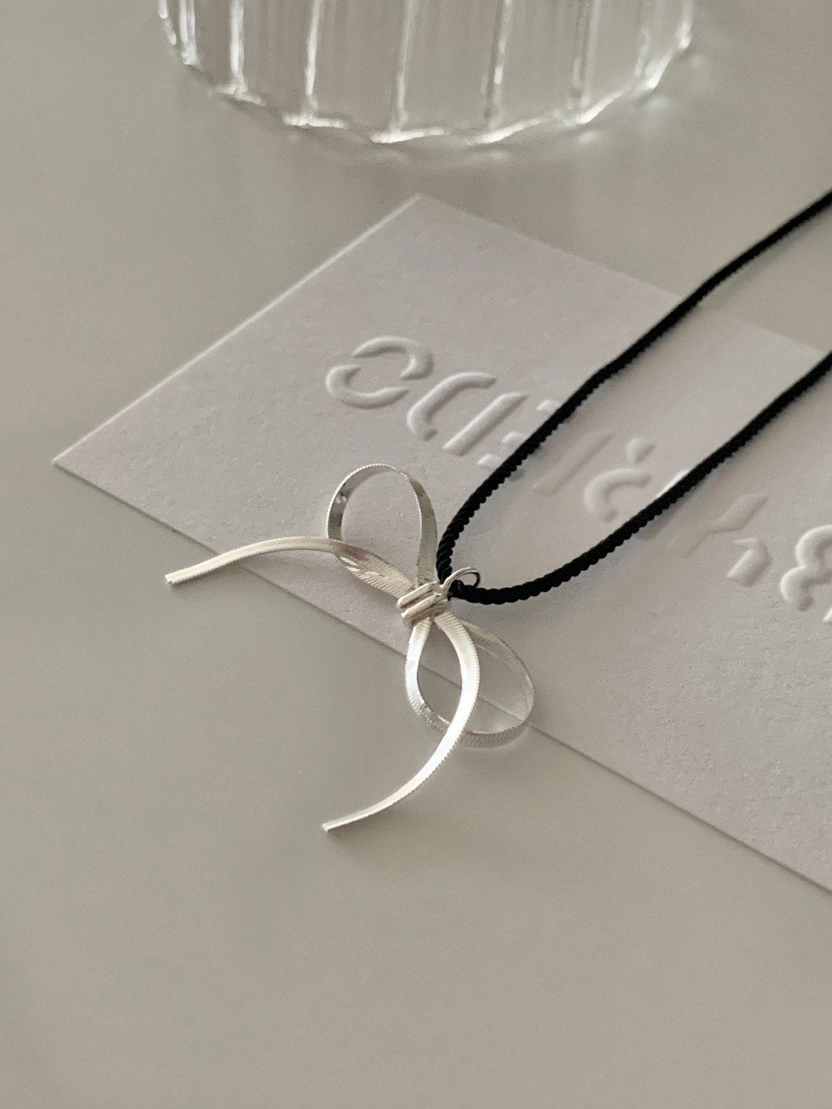 Silver Ribbon Necklace