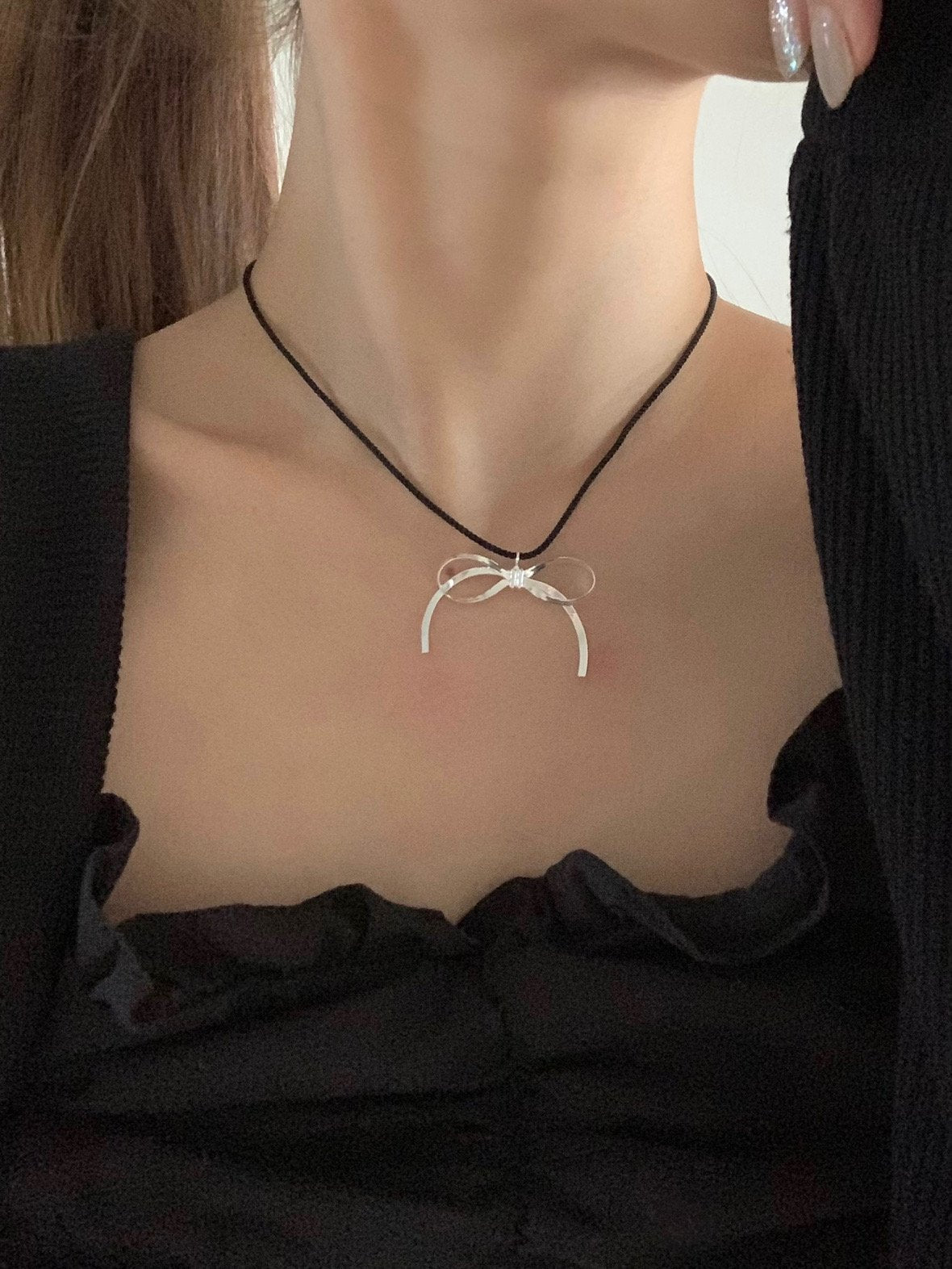 Silver Ribbon Necklace