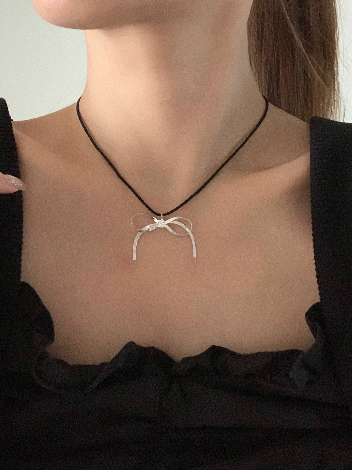 Silver Ribbon Necklace