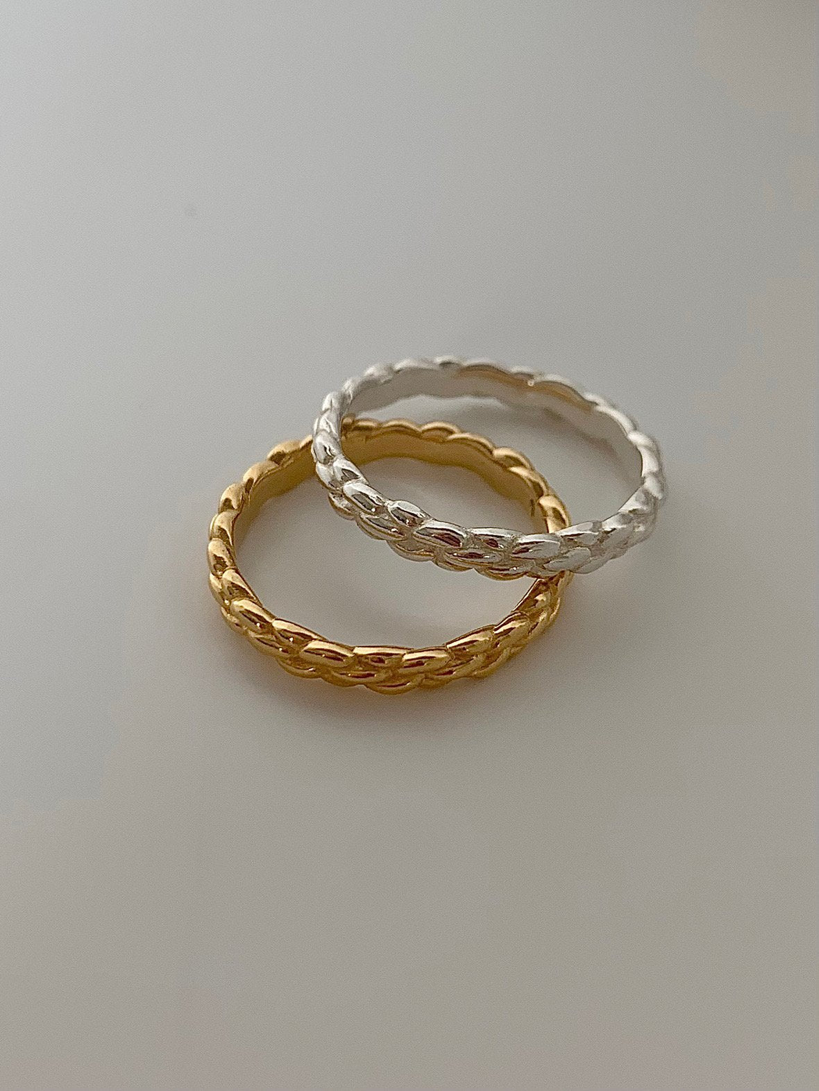 rope twisted ring