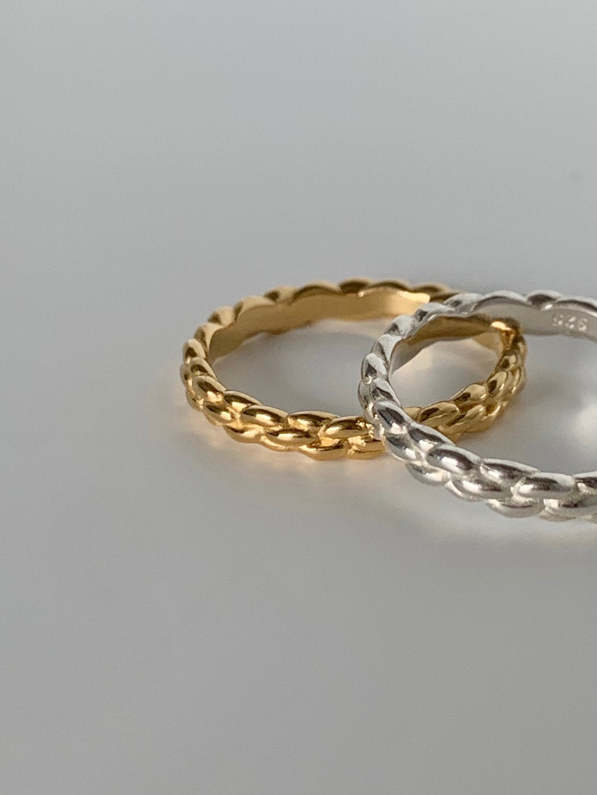 rope twisted ring