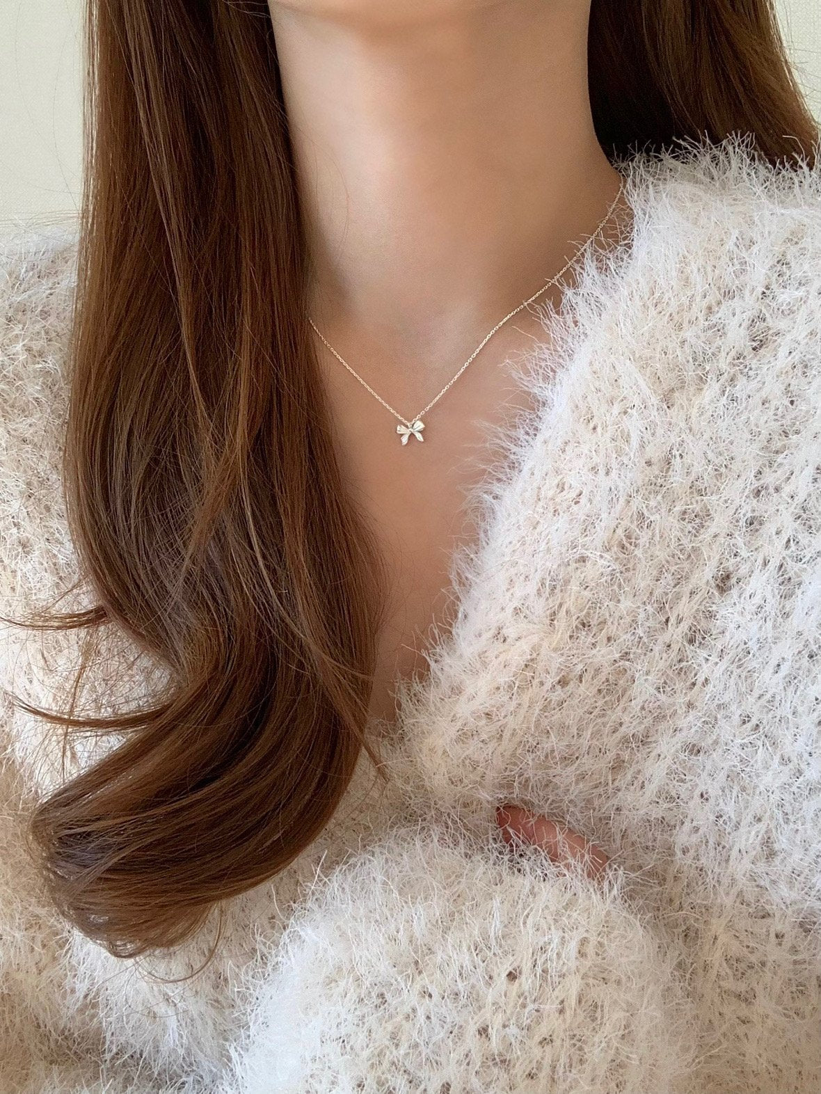 volume ribbon necklace