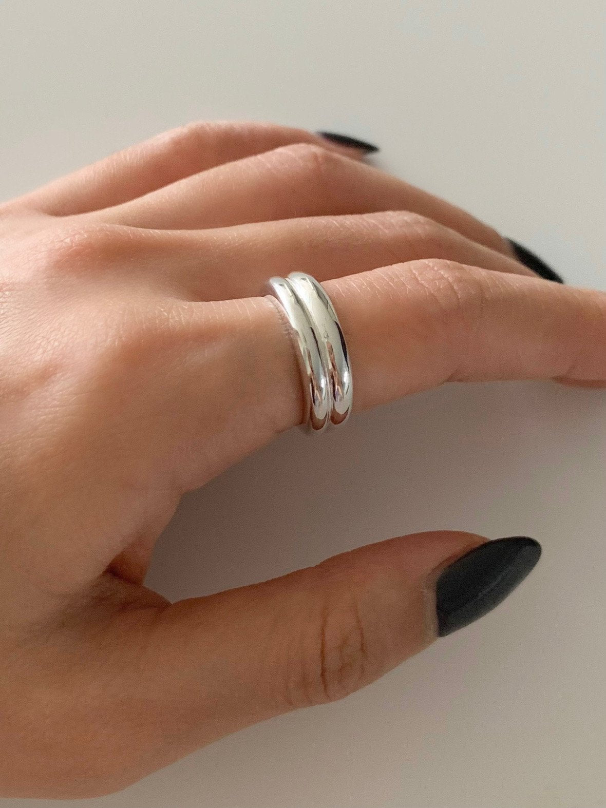 two-line bold ring