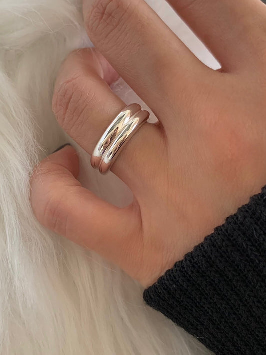 two-line bold ring