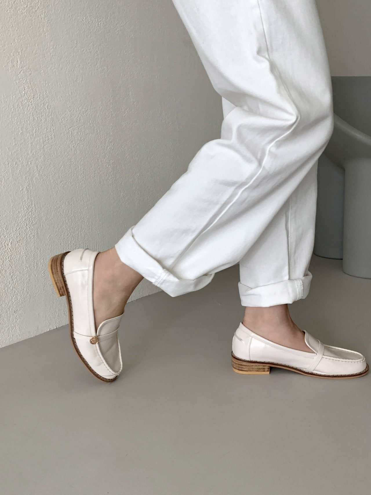 Gold point daily loafers-2col