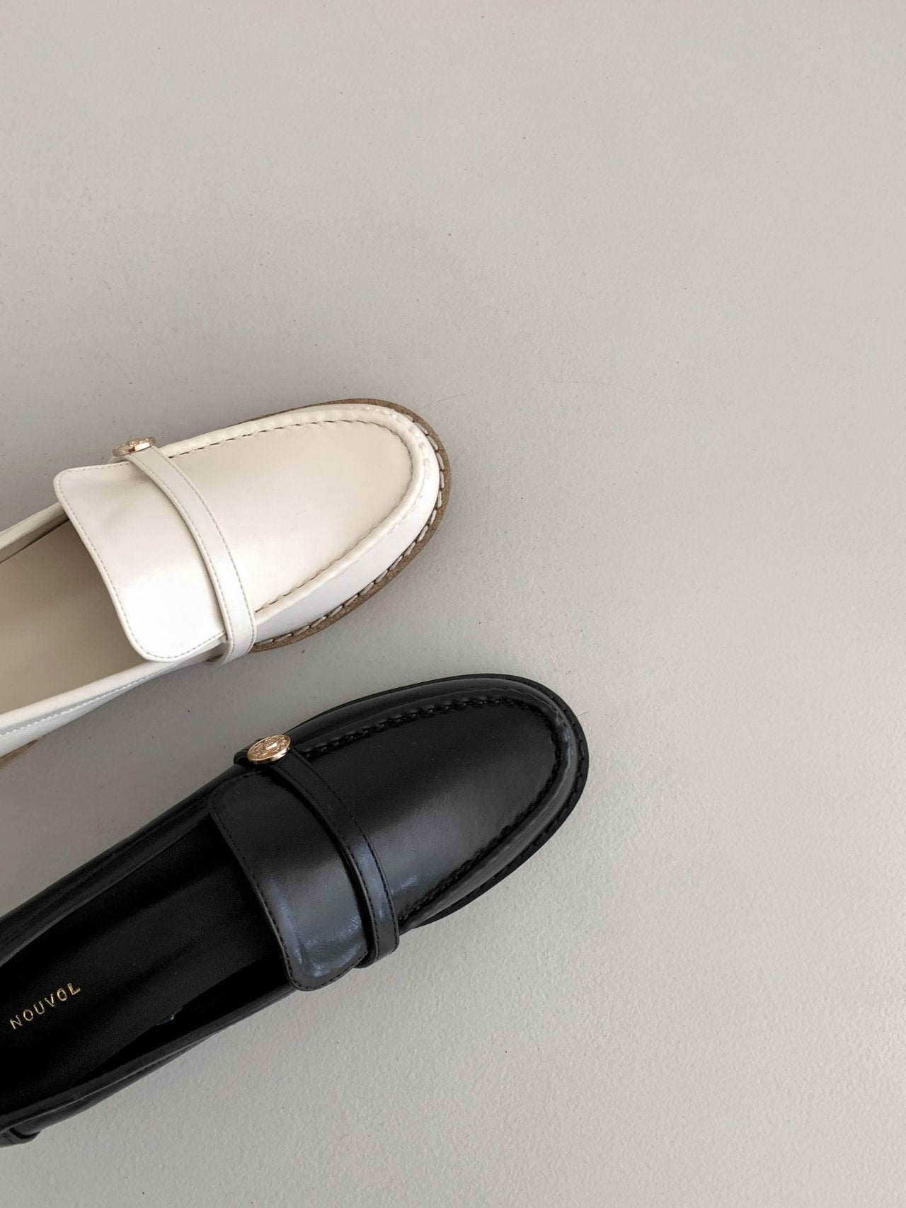 Gold point daily loafers-2col