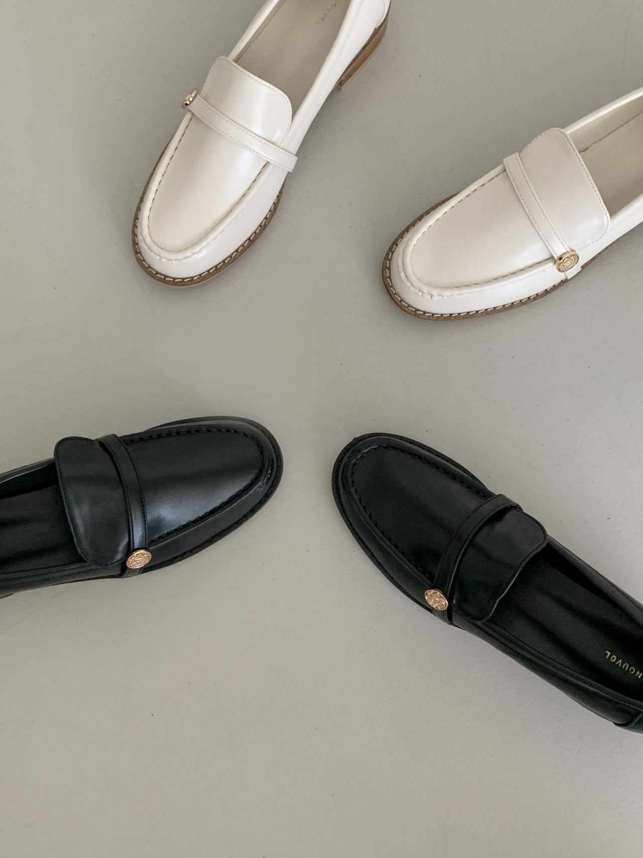 Gold point daily loafers-2col