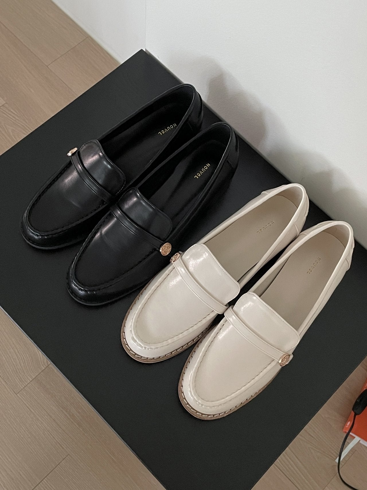 Gold point daily loafers-2col