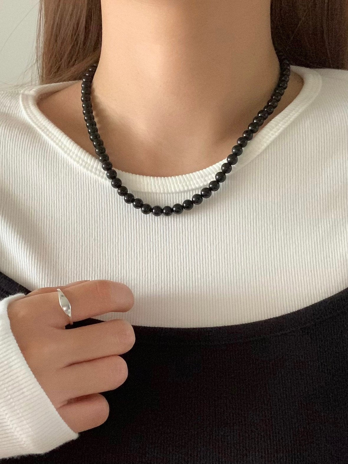 dot Necklace