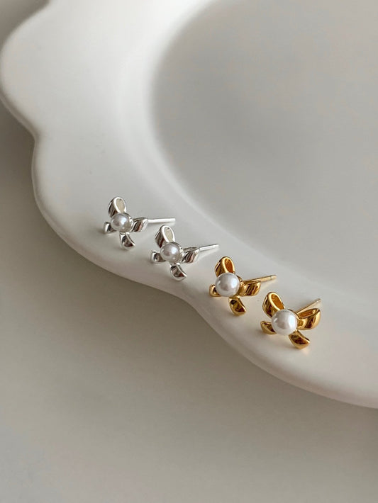 Pearl ribbon earring-2col