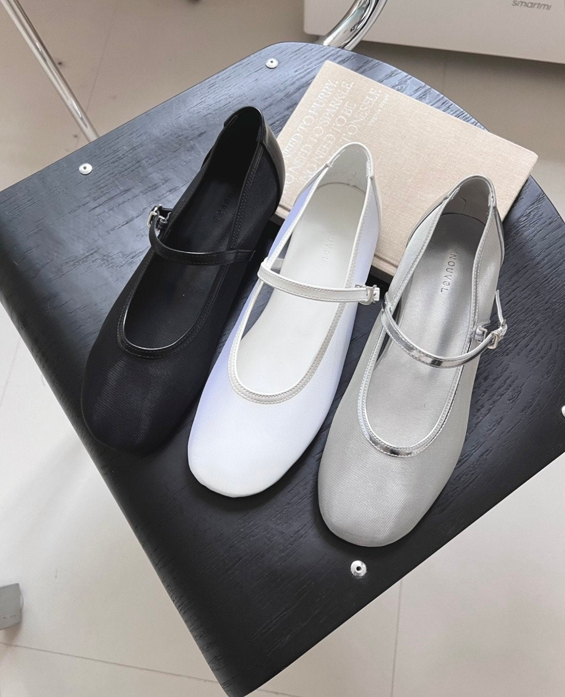 Mesh Merijane Strap Flat