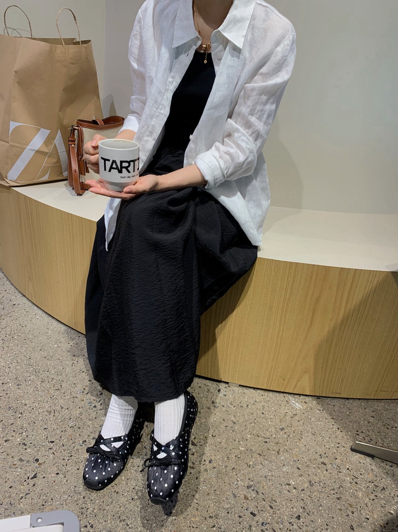 Shirring Cross Sneakers