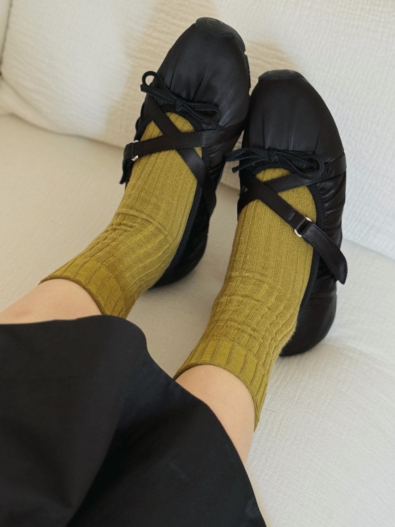 Shirring Cross Sneakers