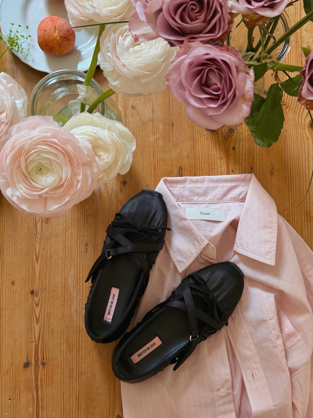Shirring Cross Sneakers