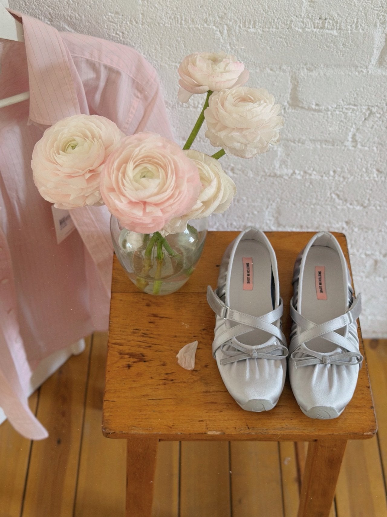 Shirring Cross Sneakers