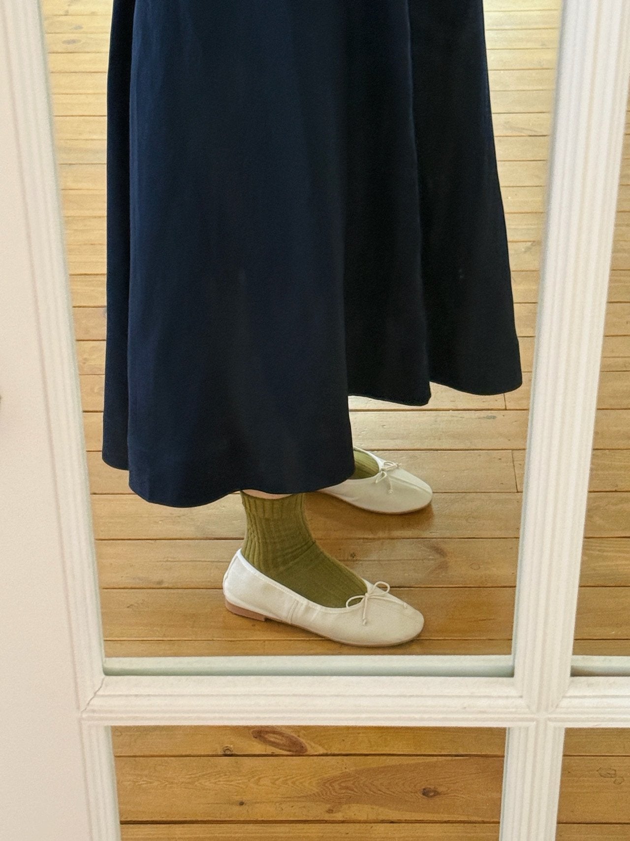 Cozy Ribbon Flat