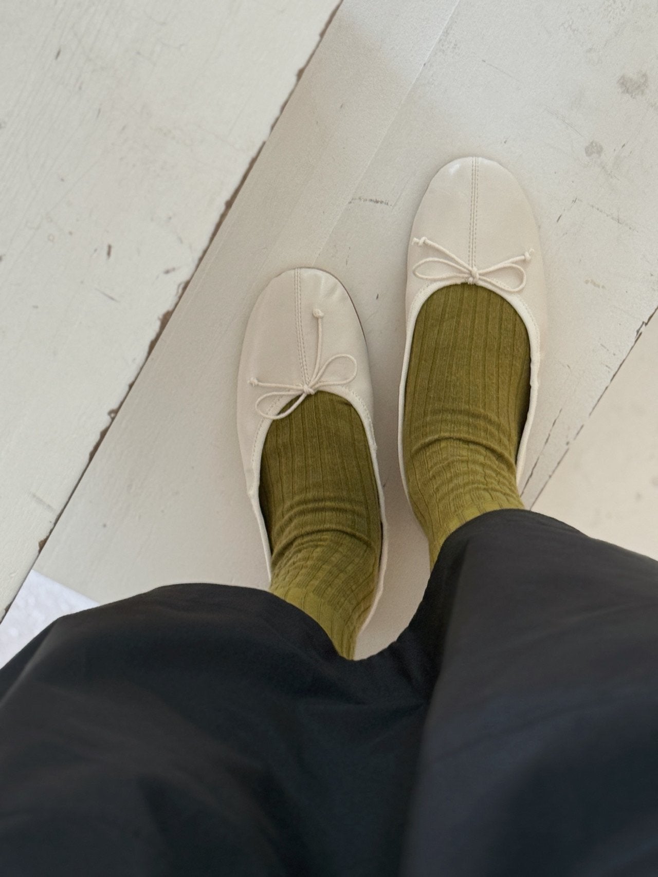 Cozy Ribbon Flat