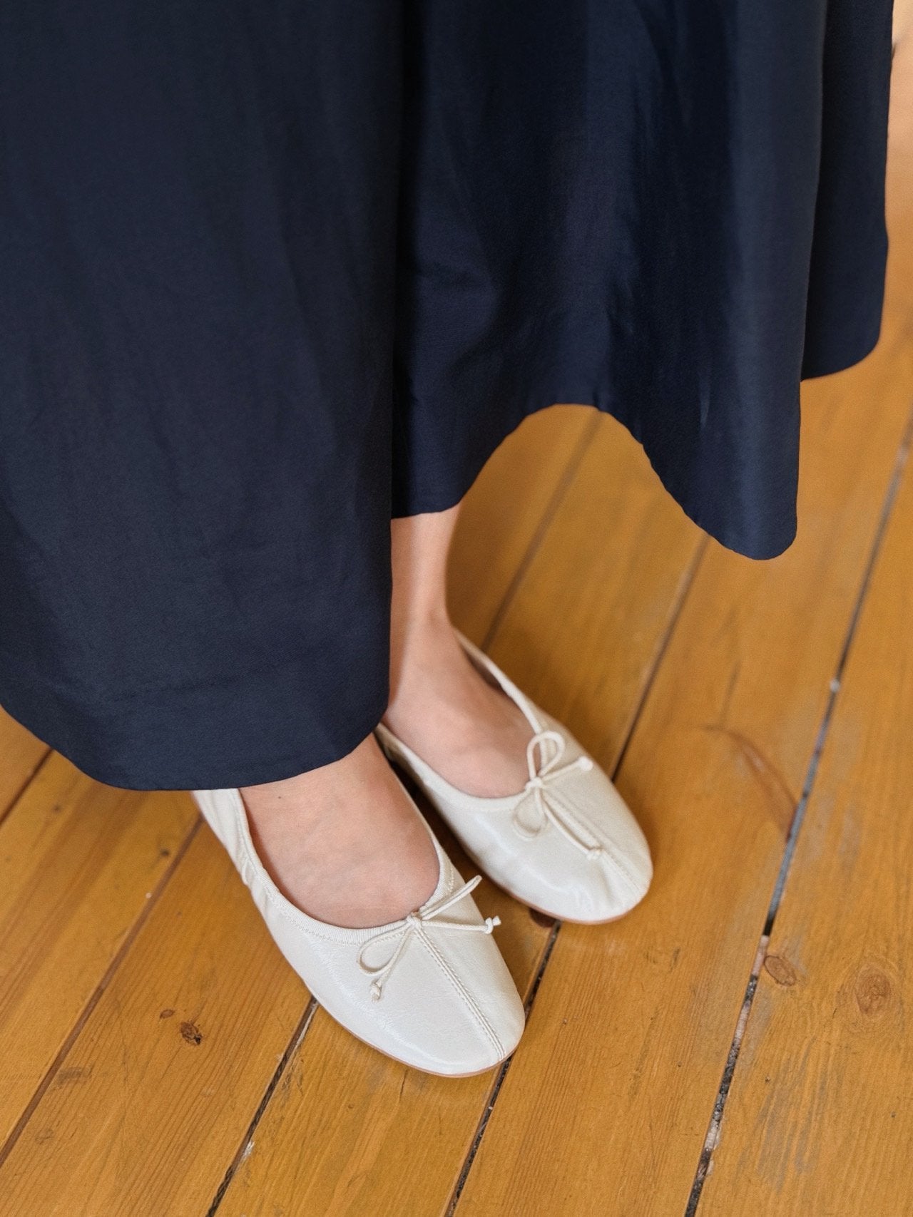 Cozy Ribbon Flat