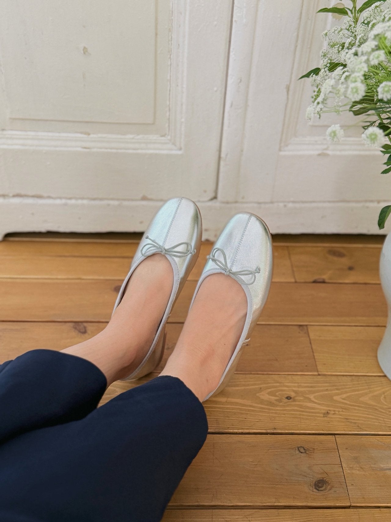 Cozy Ribbon Flat