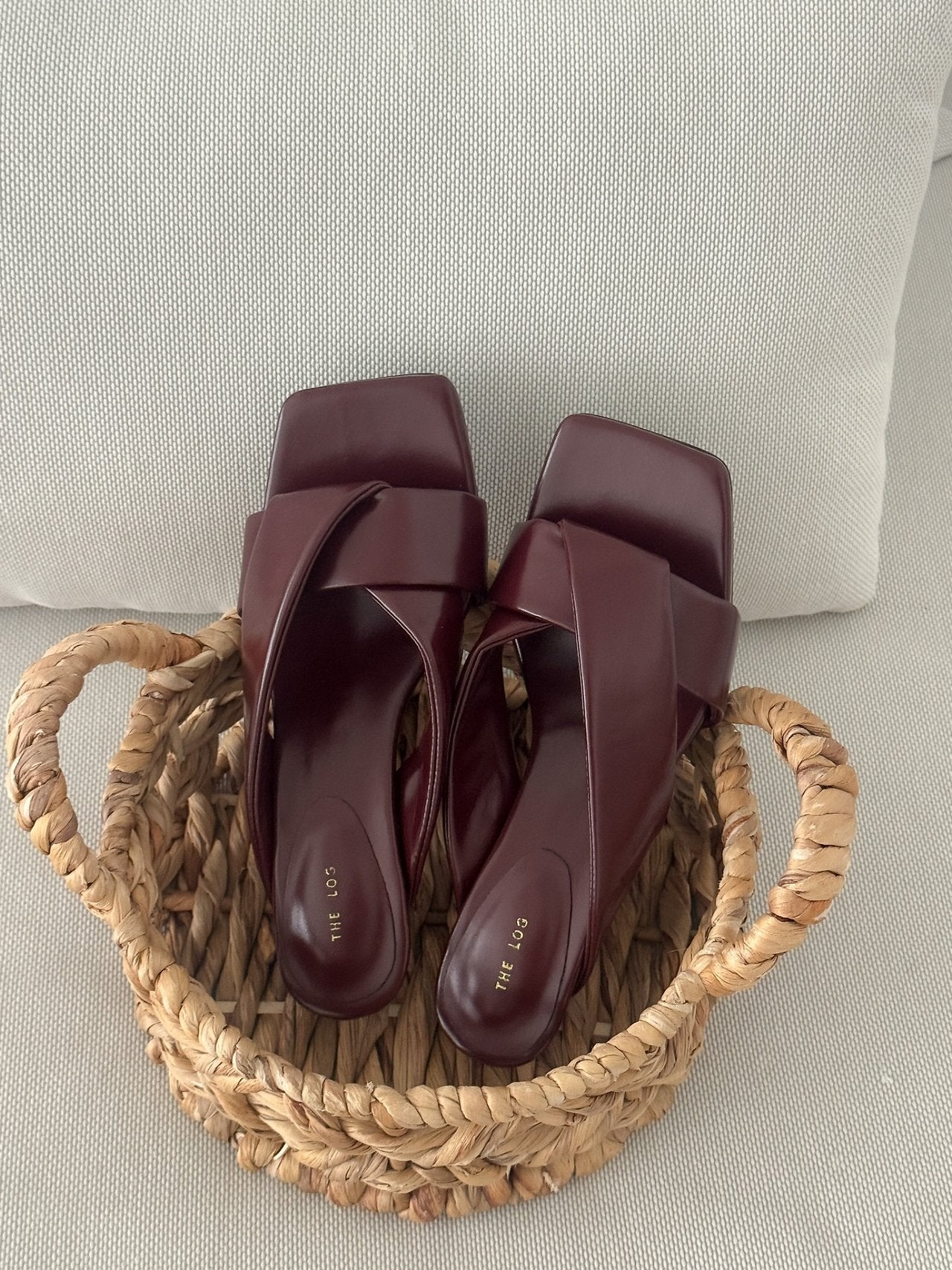Bordeaux Twisted Noir mule