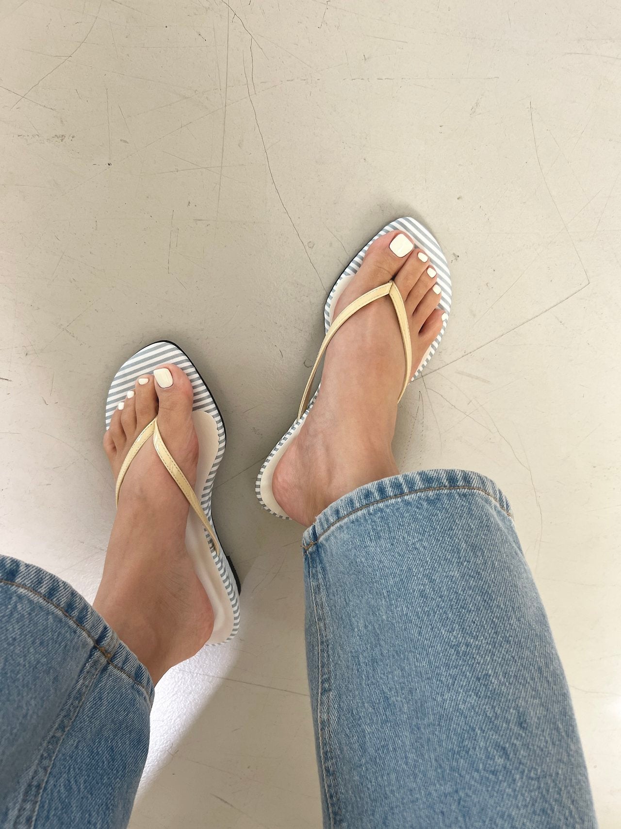 Stripe wedge slippers