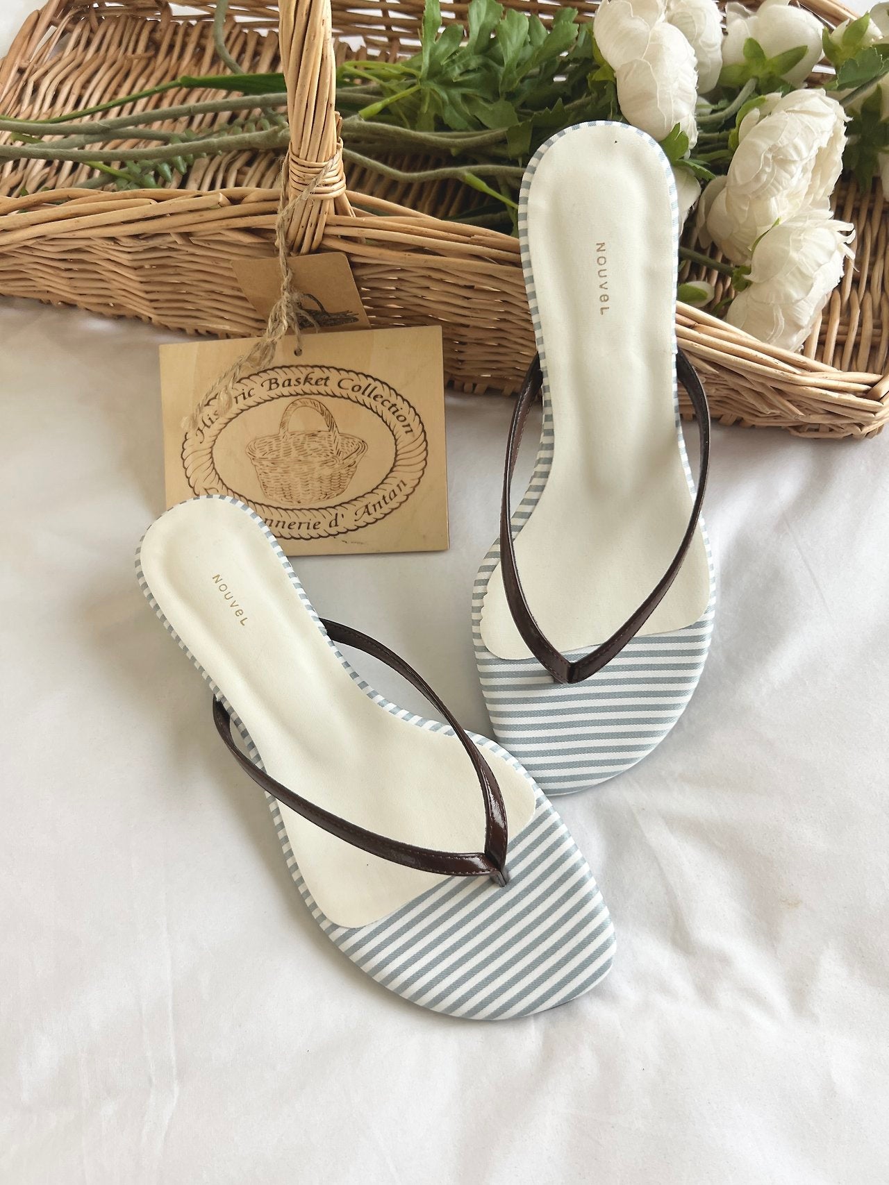 Stripe wedge slippers