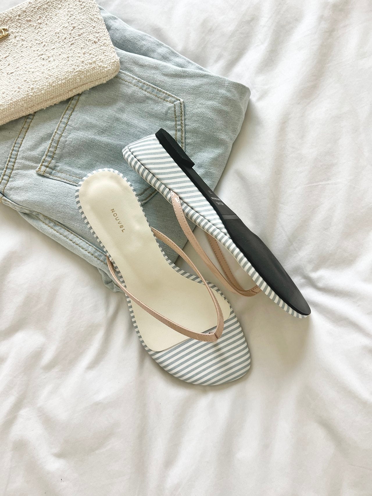 Stripe wedge slippers