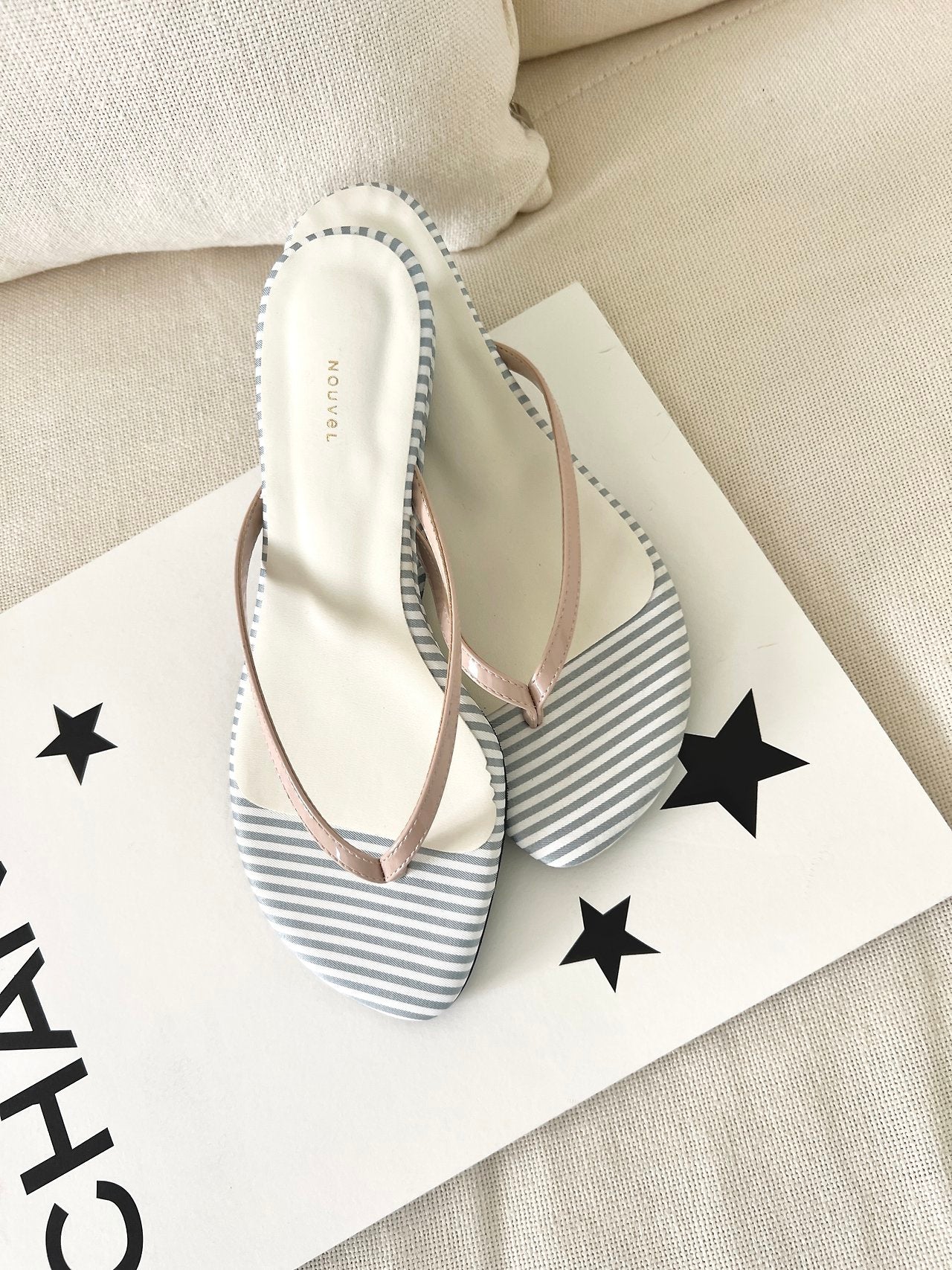 Stripe wedge slippers