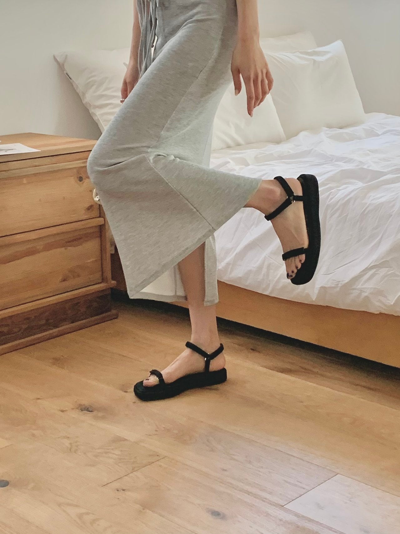 Velcro Suede 3 cm Whole Hoop Sandals