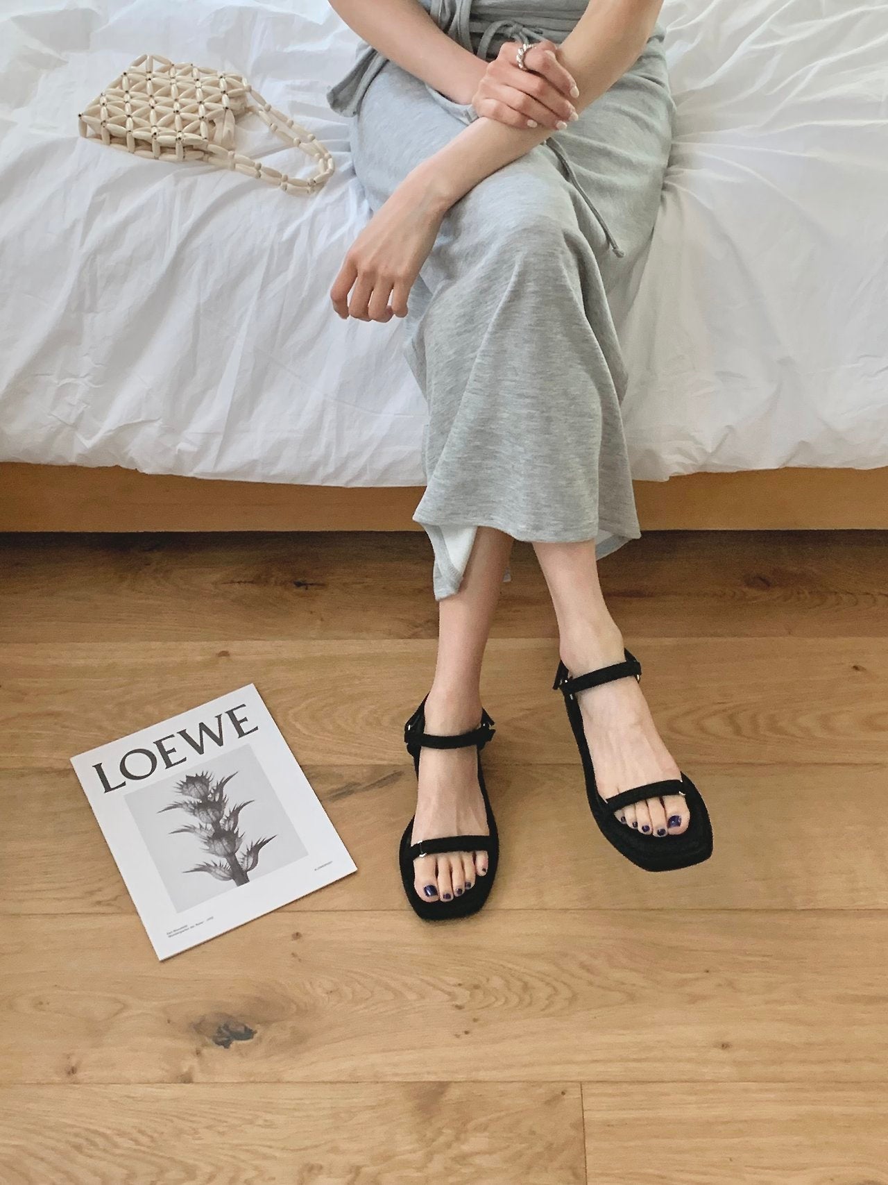 Velcro Suede 3 cm Whole Hoop Sandals