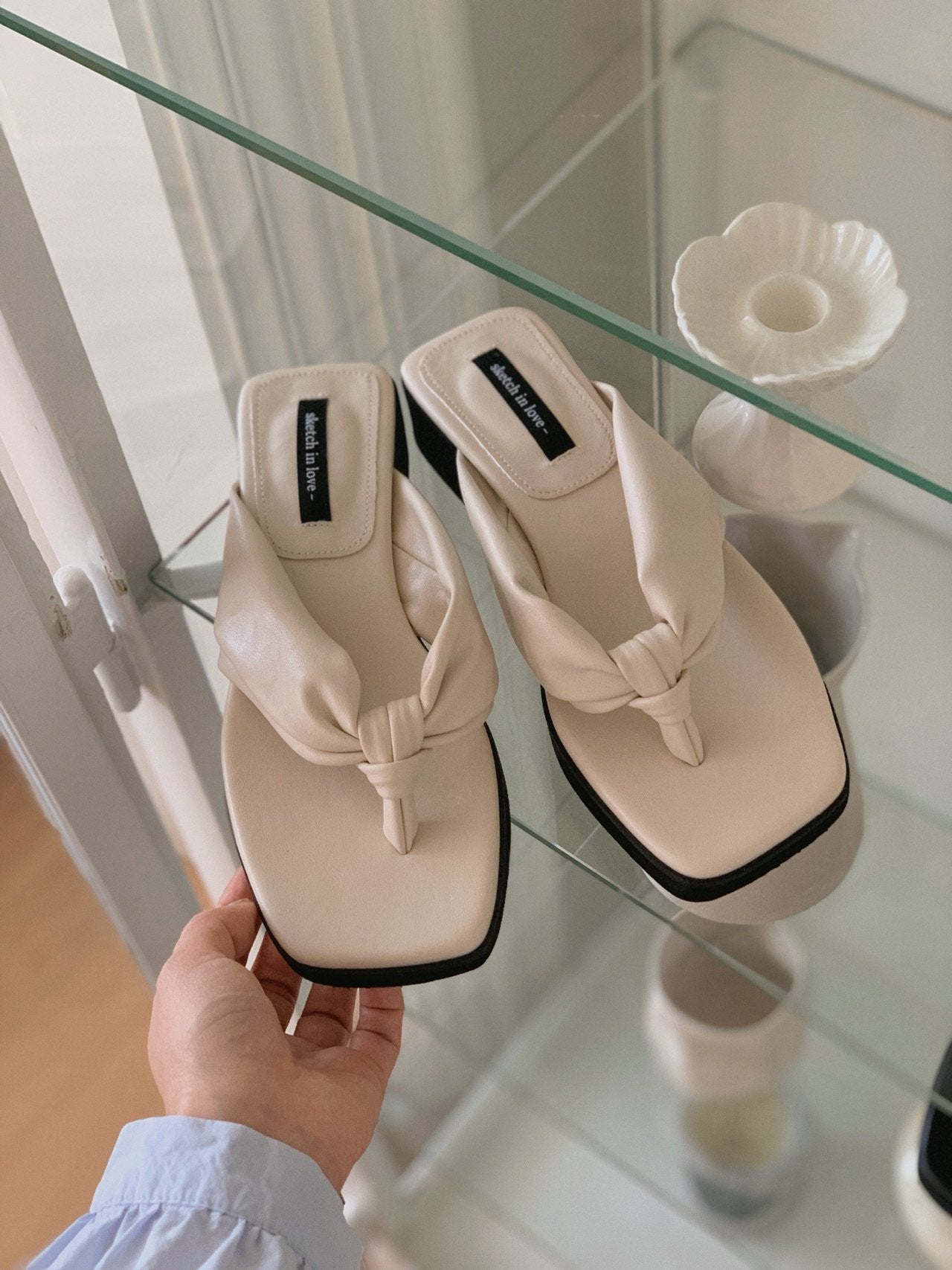 Cream Puff Platform Flip