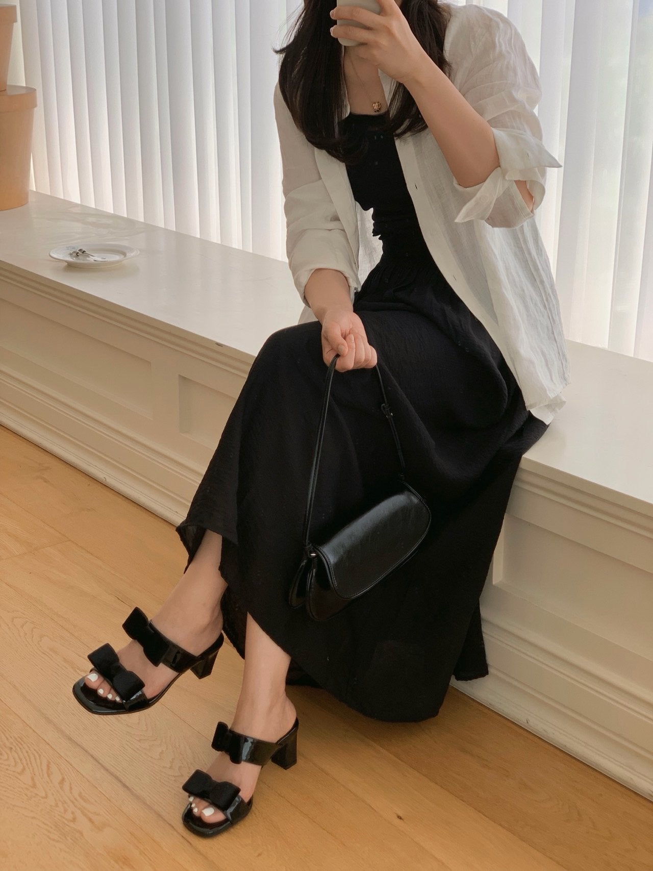 Noir Velvet Ribbon Mule