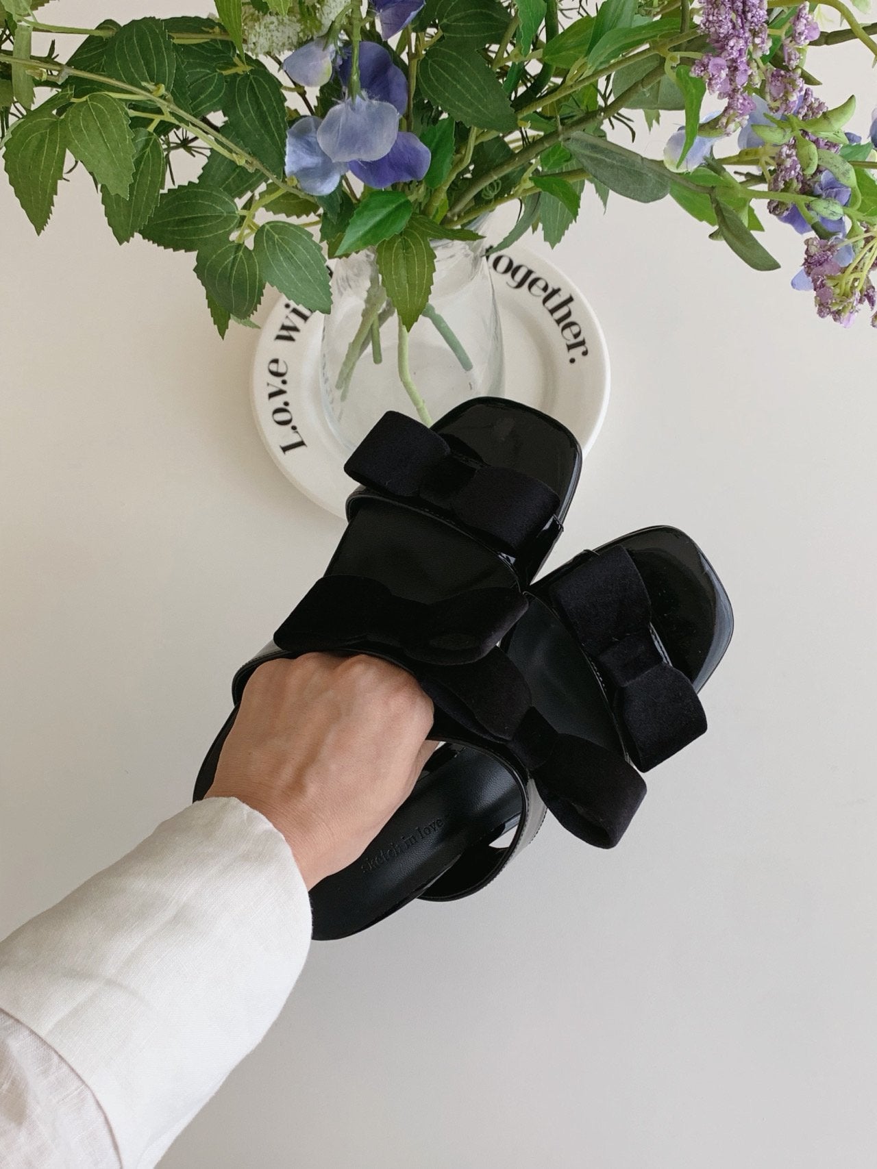 Noir Velvet Ribbon Mule