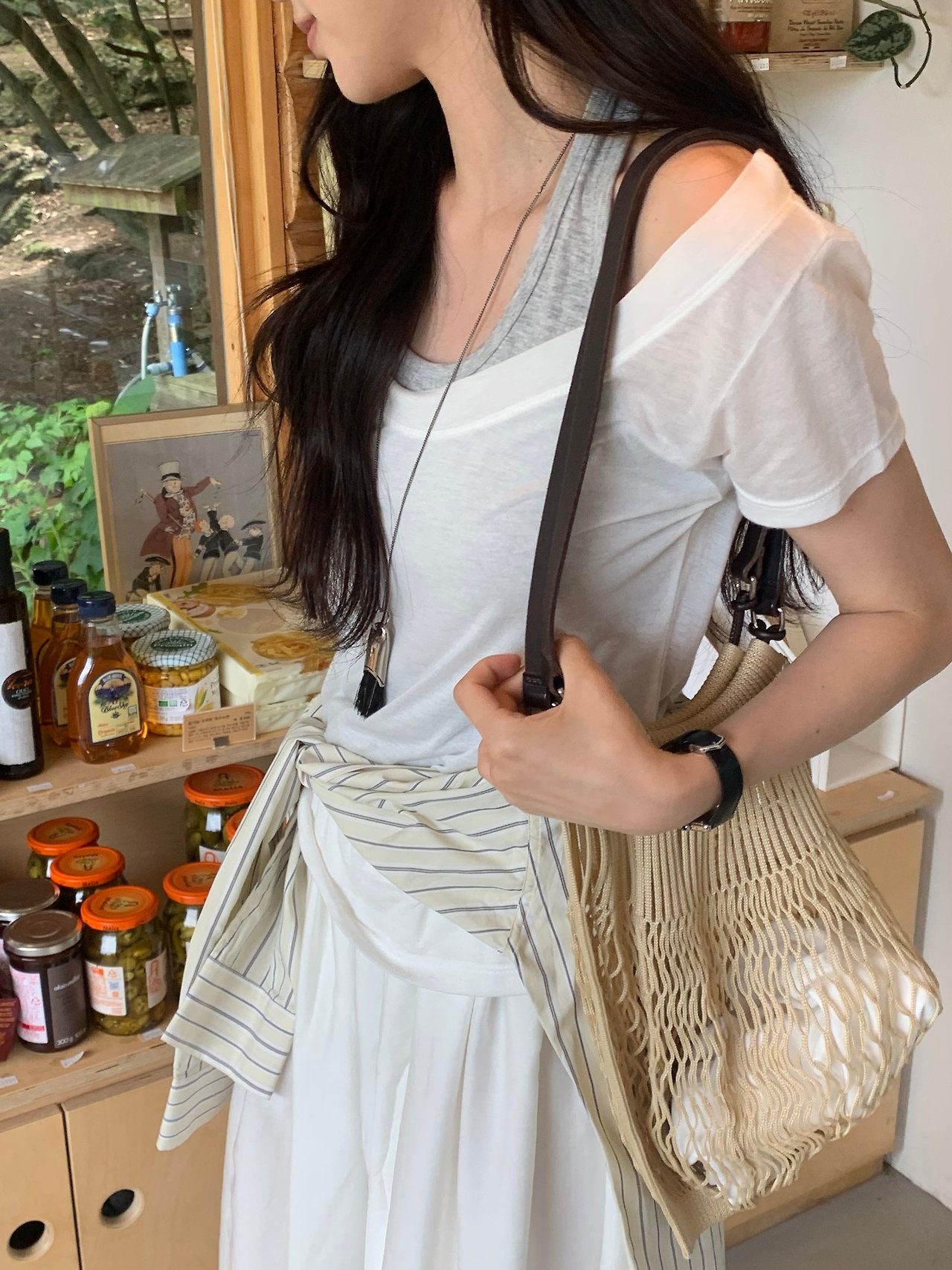 Lena Off-shoulder T-4col
